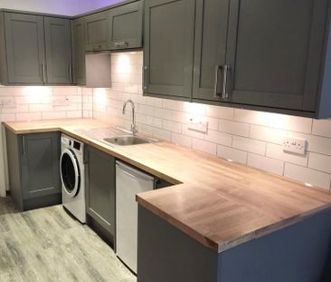 5 bedroom semi-detached house to rent - Photo 1