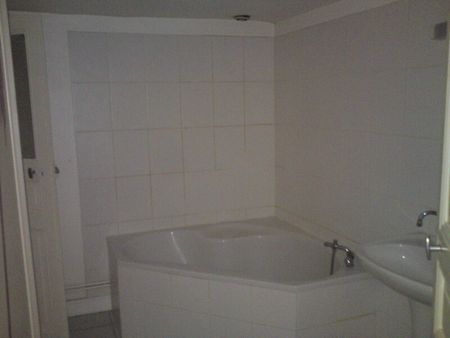 Location Appartement 4 pièces 72m² NANCY 54000 - Photo 4