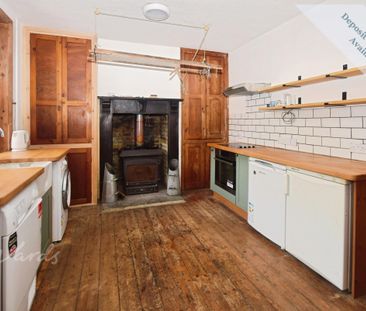 3 bedroom terraced house to rent - Photo 4