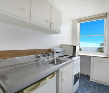 11/7-9 Corrimal Street, North Wollongong - Photo 2