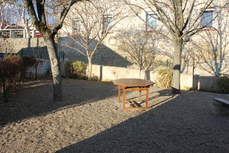 Maison de plain pied 73m2, T3 + mezzanine + jardin + parking - Photo 5