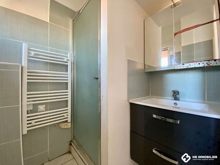 Location Appartement 2 pièces 38m² ROANNE 42300 - Photo 5
