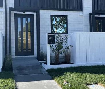 Great location, Quiet Street and close to the Beach and Walkways - Photo 1