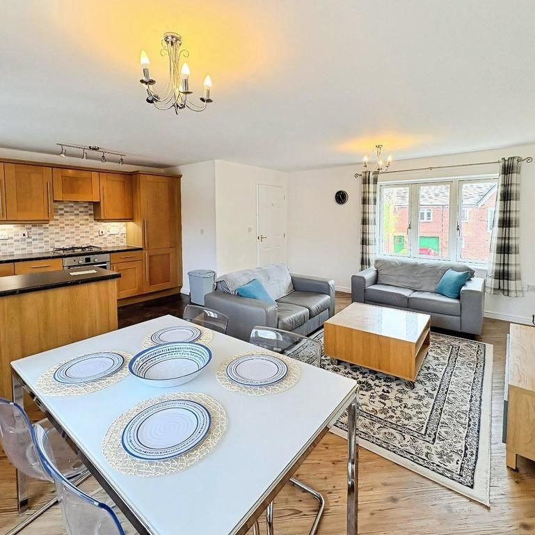 2 bedroom flat to rent - Photo 1