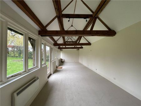 2 bedroom detached house to rent - Photo 2