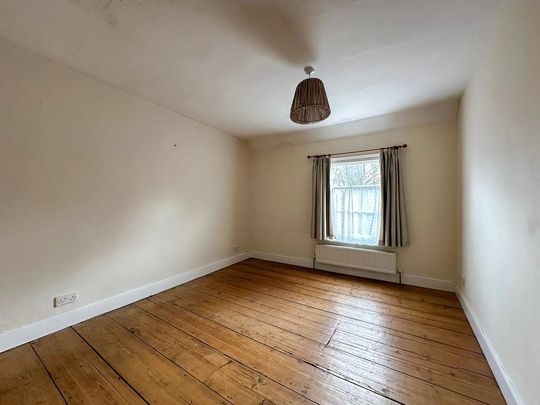 3 bedroom end of terrace house to rent - Photo 1