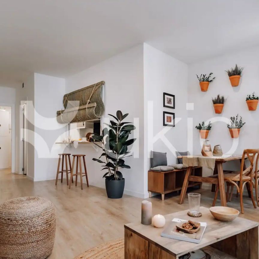 Apartamento de alquiler en Carrer del Comte D'urgell, L'Antiga Esquerra de l'Eixample - Photo 1