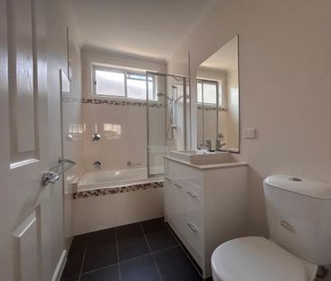Immaculate home right in the heart of Hawthorn. - Photo 1