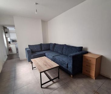 5 bedroom house to rent - Photo 1