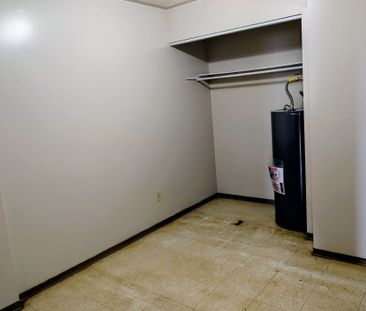 For Lease - 328 Aylmer Street Unit# 204, Peterborough, Ontario - Photo 4