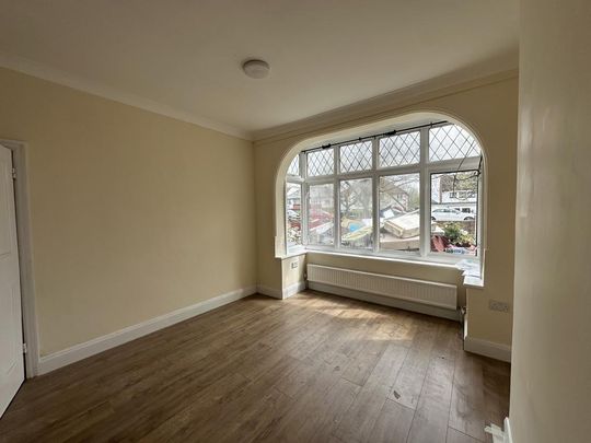 3 bedroom bungalow to rent - Photo 1