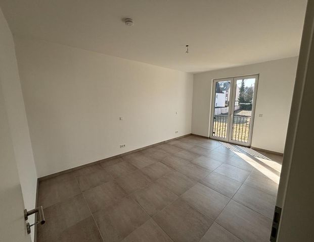 Moderne 2-Zimmer-Neubauwohnung mit Balkon in Köln Weidenpesch - Foto 1