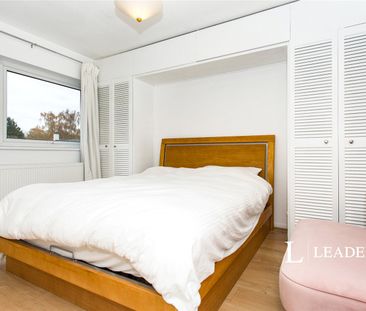 3 bedroom house to rent Shirley Close, Milton, Cambridge, Cambridge... - Photo 2