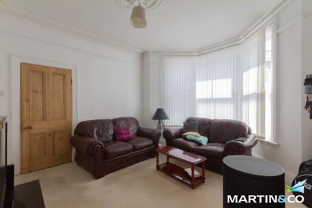 5 bedroom end of terrace house to rent - Photo 4