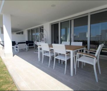 Luxury Apartment for rent in Estepona, Spain - Photo 2