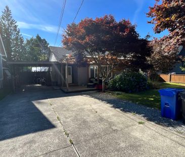 Charming Rancher With Basement - Photo 3