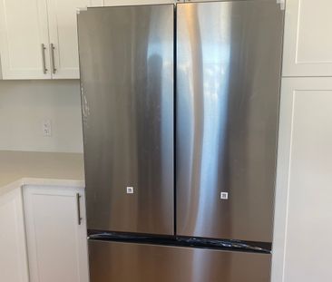 For Lease - 1319 Bradenton Path, Oshawa, Ontario - Photo 2