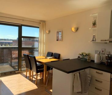 2 bedroom apartment to rent - Photo 4