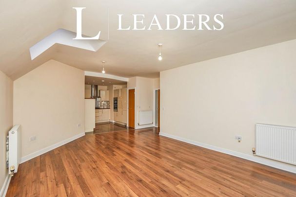 2 bedroom flat to rent - Photo 1