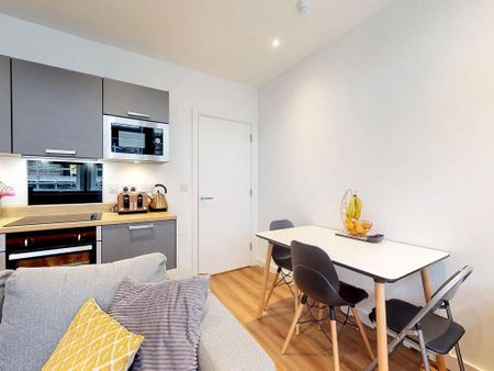 2 bedroom apartment to rent - Photo 3