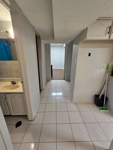 For Lease - 83 Cinrickbar Drive, Toronto, Ontario - Photo 2