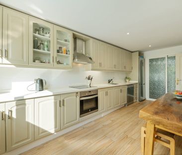 Bel Air, Estepona East, Estepona, Andalusia 29680 - Photo 6