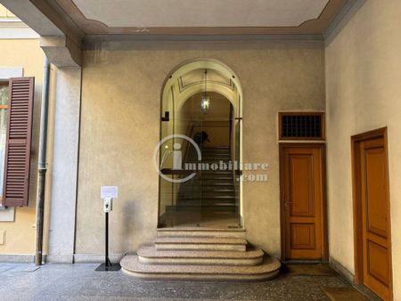 Piazza Borromeo, Milano, Lombardy 20123 - Photo 4
