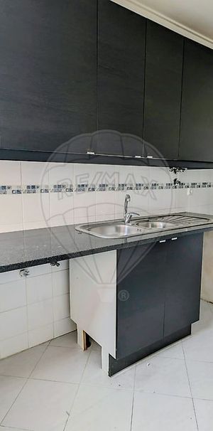 Apartamento T2 em Lisboa - Photo 1