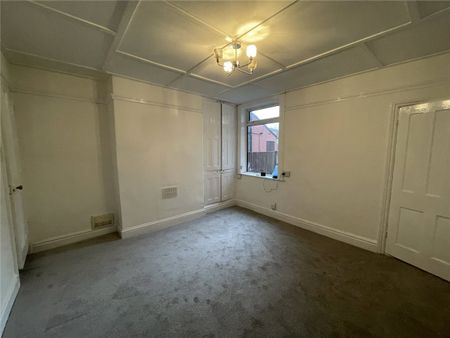 Bowling Street, Mansfield, Nottinghamshire, NG18 - Photo 2