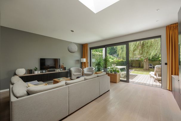 INSTAPKLARE BEMEUBELDE WONING IN DE FELBEGEERDE ELSDONK WIJK - Foto 1