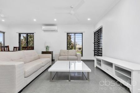 2/19 Lemke Street, Muirhead - Photo 2