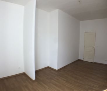 Location Appartement 3 pièces 84m² JARGEAU 45150 - Photo 3