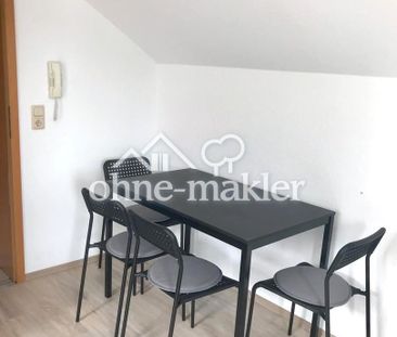 Renovierte & möblierte 1-Zimmer-Wohnung mit Einbauküche und Stellpl... - Photo 1
