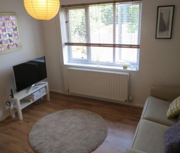 1 bedroom end of terrace house to rent - Photo 2