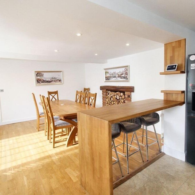 4 bedroom farm house to rent - Photo 1