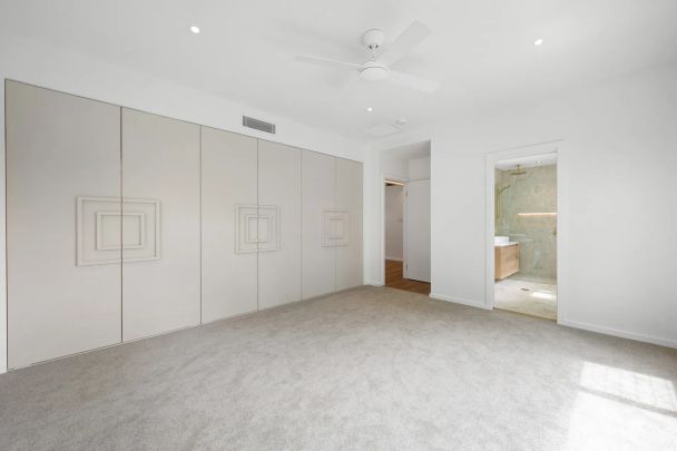 15 Playfair Street, - Photo 1