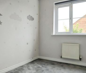 3 bedroom detached house to rent - Photo 2