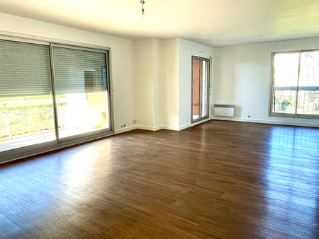 Location appartement 5 pièces, 123.00m², Romorantin-Lanthenay - Photo 4