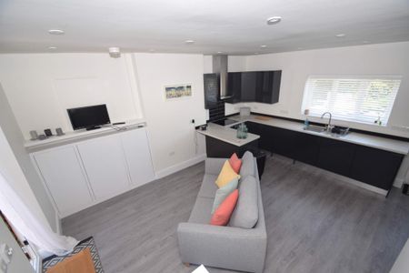 1 bedroom terraced house to rent - Photo 4