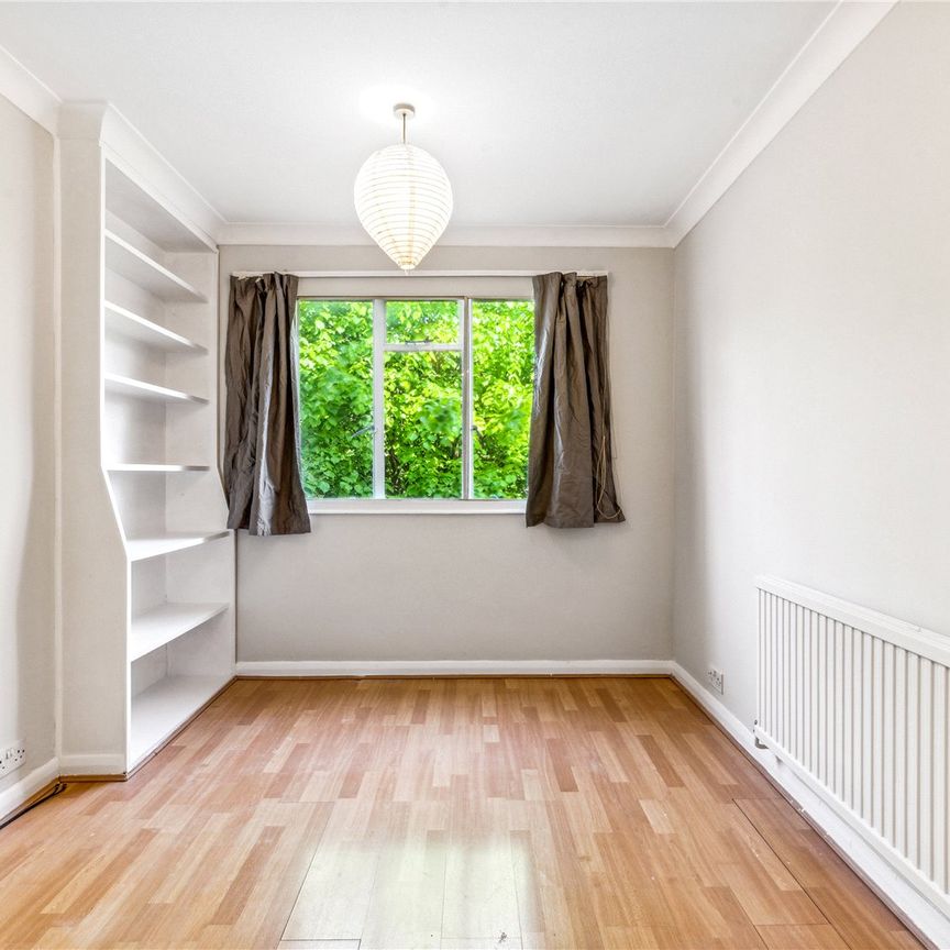 Bromfelde Road, Clapham North, SW4, London - Photo 1