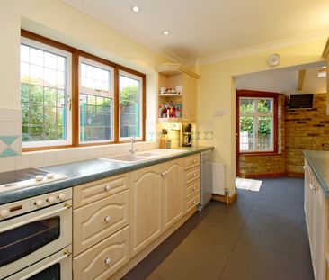 Blagdens Close, Southgate, London, N14 - Photo 3