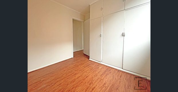 CONVENIENT LOCATION - NEAR STATION!! - Photo 1