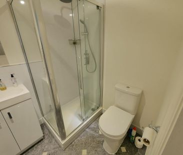 2 bedroom terraced house to rent - Photo 6