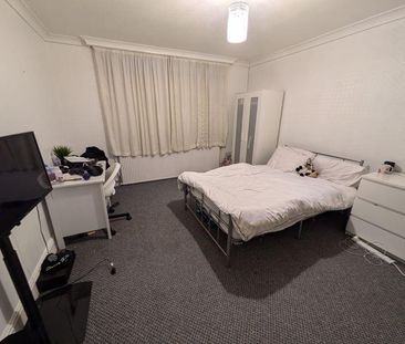 5 bedroom house to rent - Photo 3