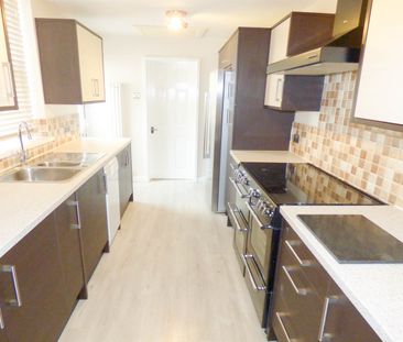 2 bed house to rent in Pollard Street, South Shields, NE33 - Photo 2