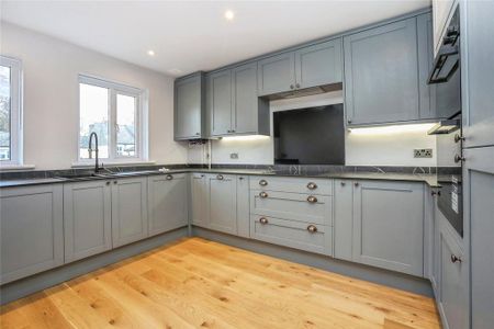 3 bedroom terraced house to rent - Photo 5