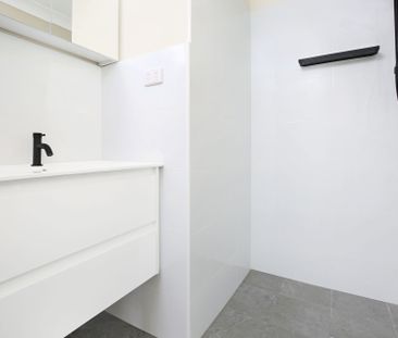 Neat and Stylish 2 Bedroom Unit - Photo 5