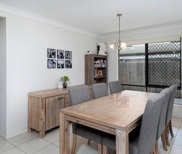 Stunning Home in Queit part of Flagstone - Photo 2