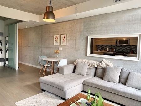 For Lease - 111 Bathurst Street Unit# 303, Toronto, Ontario - Photo 3