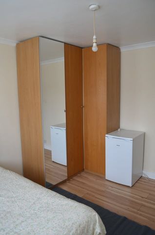 Studio Flat, Blandford Road, BR3 - Photo 3